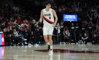 杨瀚森季前赛G2惊人蜕变 完美第3节究竟发生了什么？