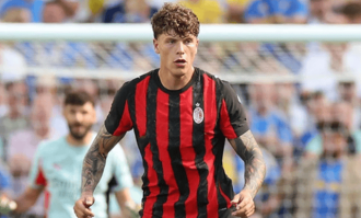 意甲：科莫vsAC米兰，谁能延续强势状态？