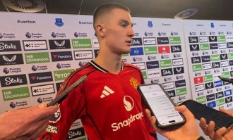 谢什科首谈至今无缘为卡里克先发！自曝曼联特训细节，功臣并非贝巴