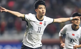 浙江队或往转会市场放一条大鱼，曾效力法甲，大连英博可考虑引进