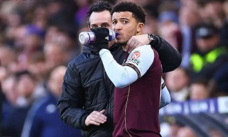 曼联彻底放弃8500万先生：25岁14场0球0助，名宿推荐他去沙特踢球