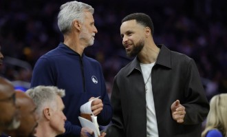 曝库里至少再缺席五场比赛 将在10天后接受评估