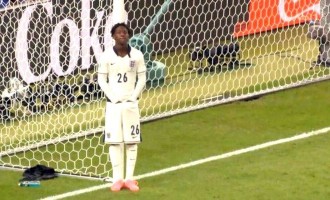 曼联或再拒绝出租新帝星，要看冬窗是否买到人！拉爵不满青训教育