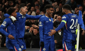 欧冠一夜大乱！曼城0-2崩了，切尔西3-0血洗巴萨，尤文补时绝杀