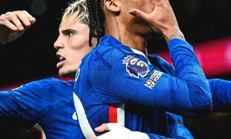 豪门悲喜夜！拜仁豪取14连胜，曼联止步3连胜，巴黎坐稳法甲榜首