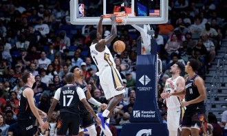 布克30+9+5马威24+13 锡安20+8+6太阳灼伤鹈鹕